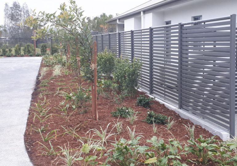 Clik’n’Fit Decorative Fencing and Gate Project in Pimpama, Queensland